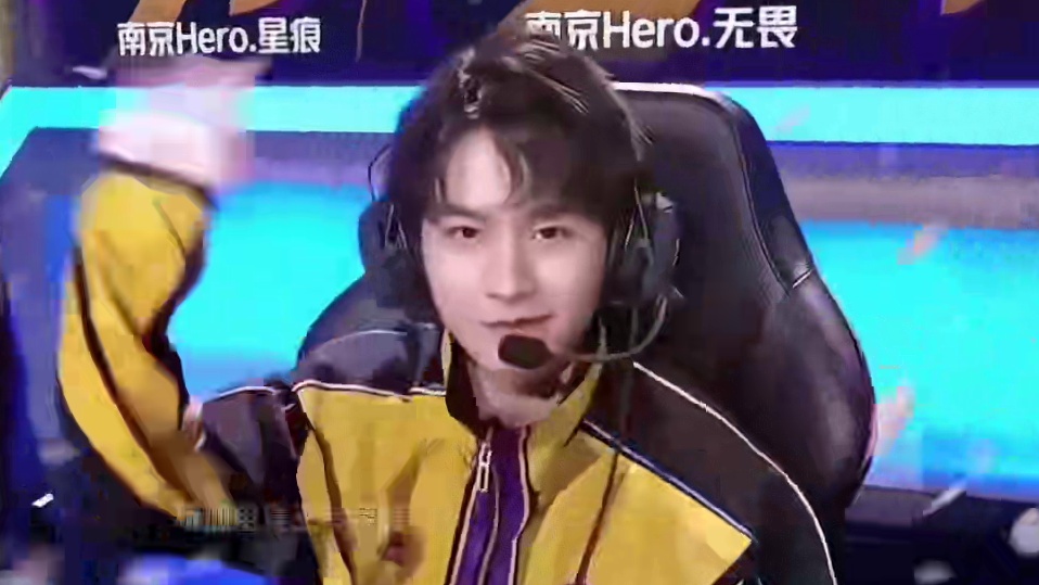 供了一个沉 供了一个沉