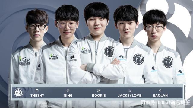 引人注目的 引人注目的