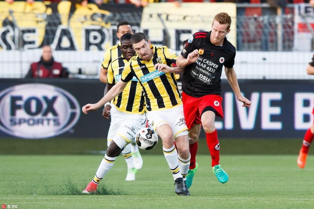 在季后赛面 在季后赛面