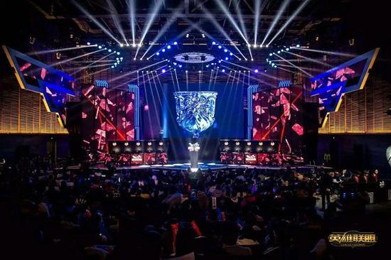 它象征着球 它象征着球